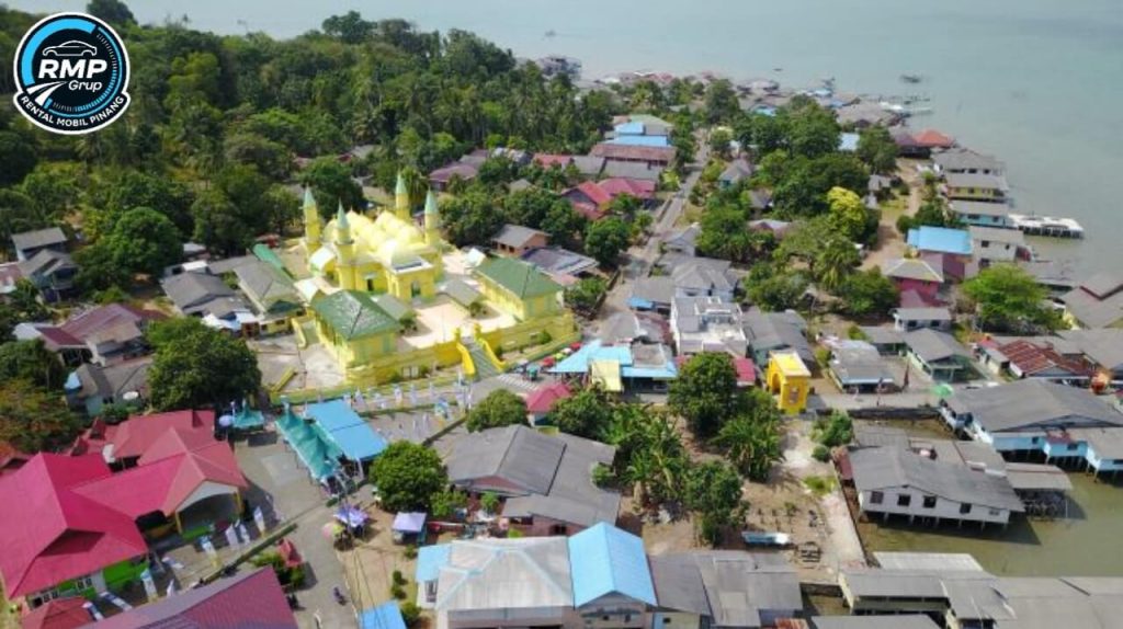 Pulau Penyengat dari atas
